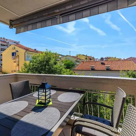 Διαμέρισμα In 51198