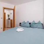 In 51198 Apartament *